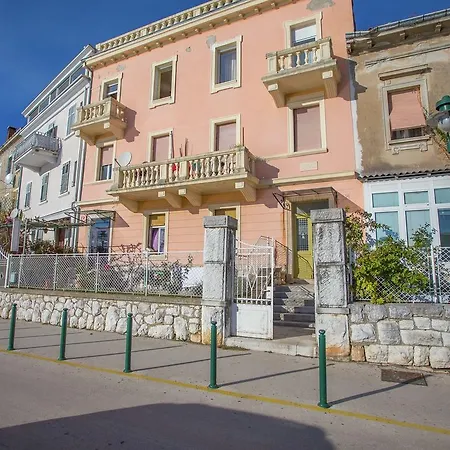 Modern Apartment In Rovinj With Seaview