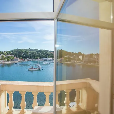 Modern Apartment In Rovinj With Seaview Apartment