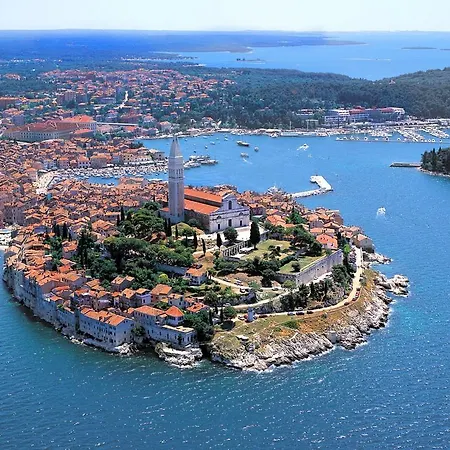 Modern Apartment In Rovinj With Seaview Apartment *